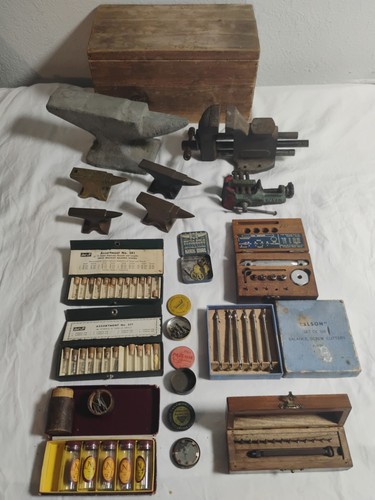 Vintage watchmaker jeweler - vintage,